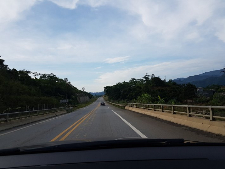 Đi đẻ cảm nhận vẻ đẹp của đất nước Việt Nam Đi đẻ cảm nhận vẻ đẹp của đất nước Việt Nam