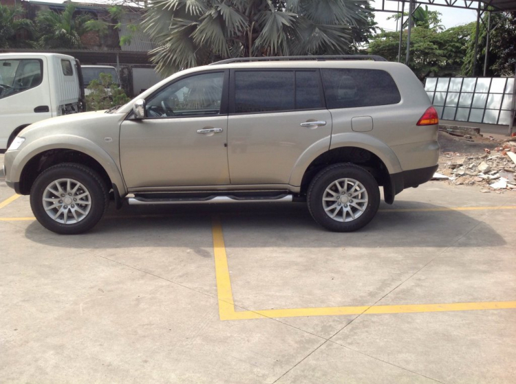 mua pajero spots doi 2014