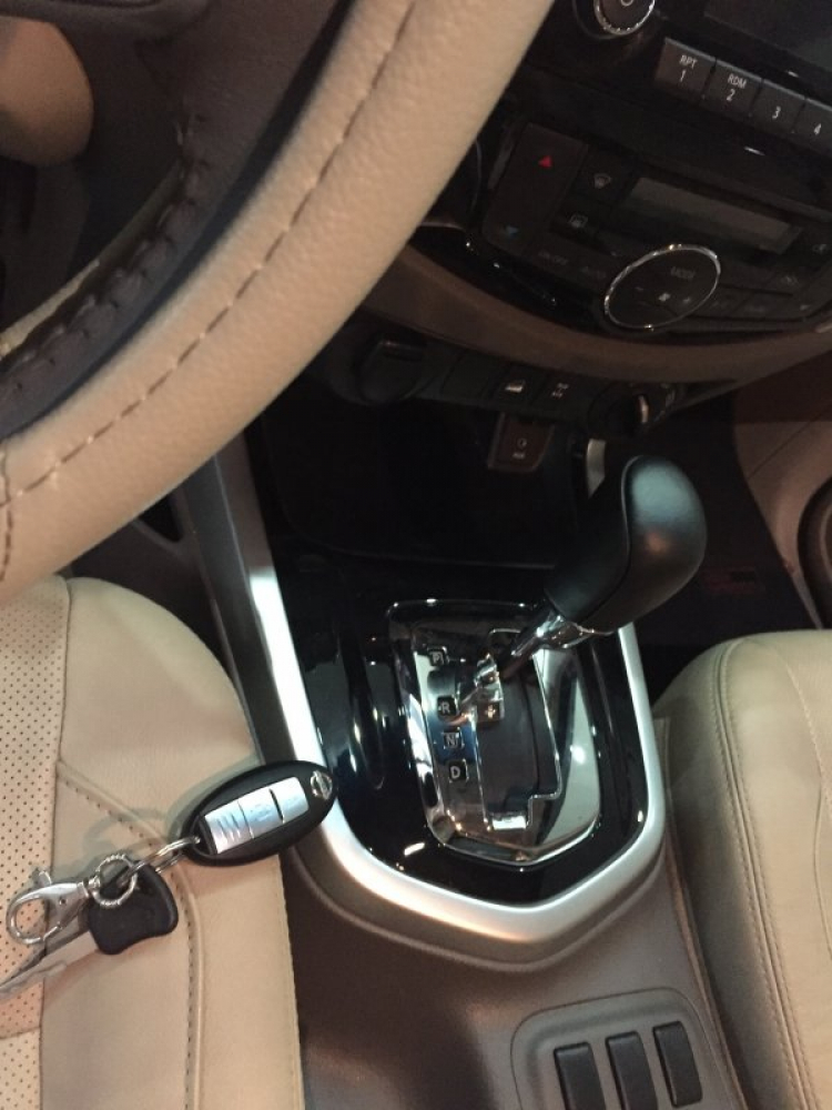 Chọn Ford Ranger 2.2 hay Nissan Navara VL? Chọn Ford Ranger 2.2 hay Nissan Navara VL?