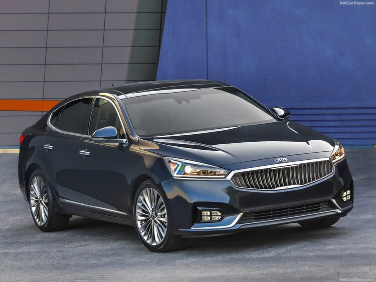 Kia Quoris (K9) 2016 bất ngờ có mặt tại Việt Nam Kia Quoris (K9) 2016 bất ngờ có mặt tại Việt Nam