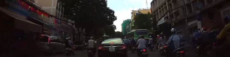 Cam của em - hỏi sao không mất bánh mì