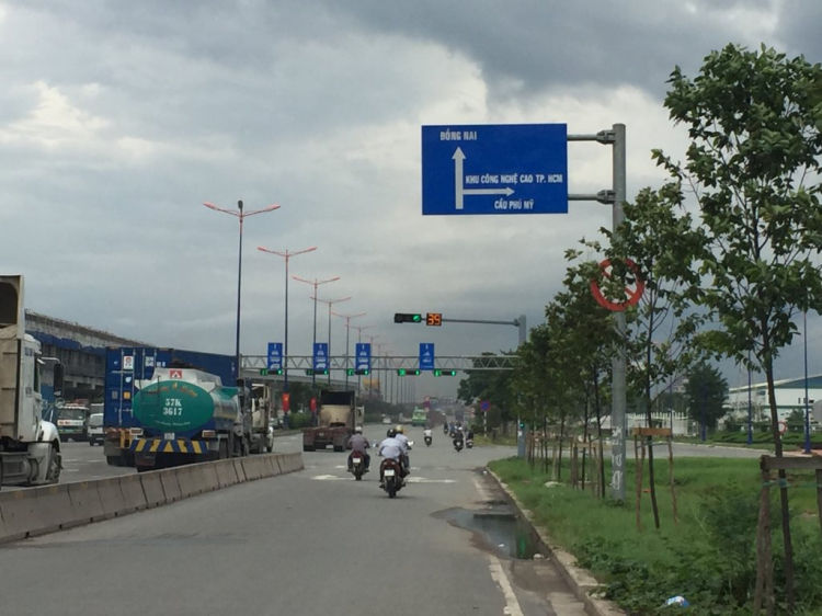 Cẩn thận ngã 3 khu công nghệ cao Q9