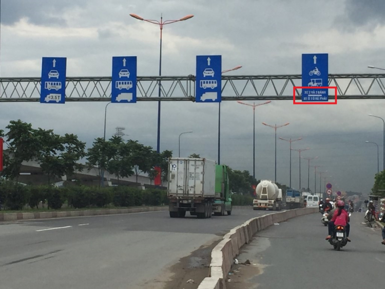 Cẩn thận ngã 3 khu công nghệ cao Q9 Cẩn thận ngã 3 khu công nghệ cao Q9