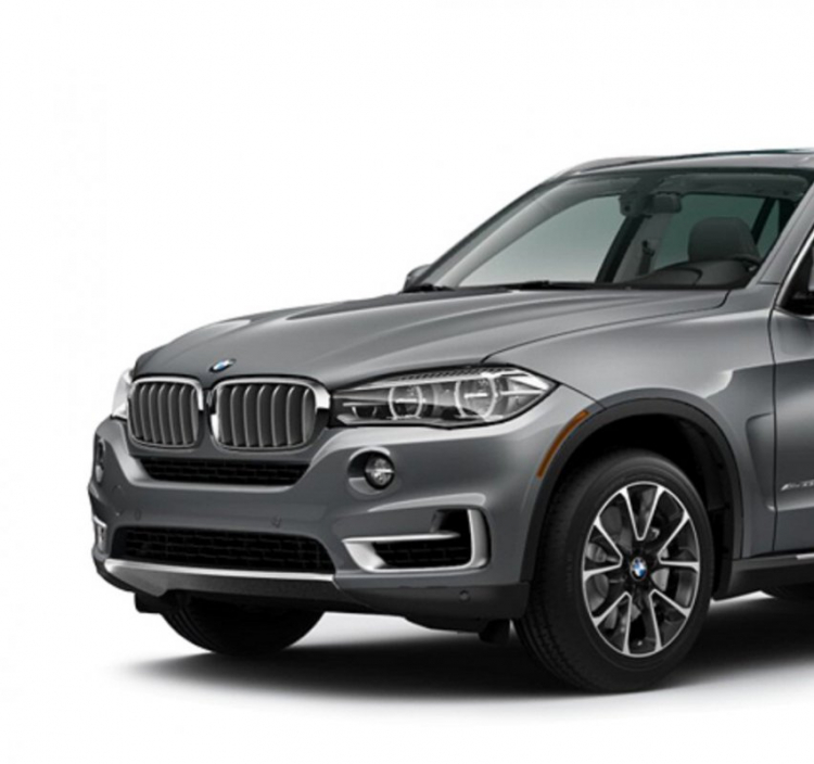 X5 gắn biển số phía trước