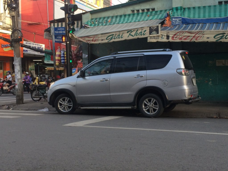 Dừng xe bá đạo