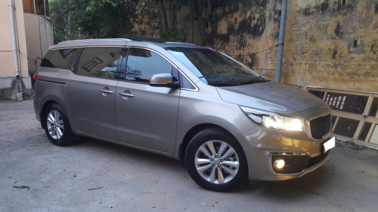 Đánh giá chi tiết Kia Sedona máy xăng bản cao cấp sau 2000km Đánh giá chi tiết Kia Sedona máy xăng bản cao cấp sau 2000km