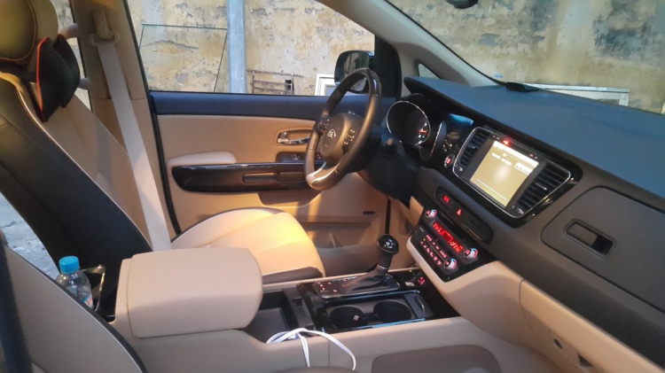 Đánh giá chi tiết Kia Sedona máy xăng bản cao cấp sau 2000km Đánh giá chi tiết Kia Sedona máy xăng bản cao cấp sau 2000km