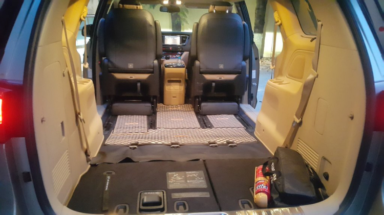 Đánh giá chi tiết Kia Sedona máy xăng bản cao cấp sau 2000km Đánh giá chi tiết Kia Sedona máy xăng bản cao cấp sau 2000km