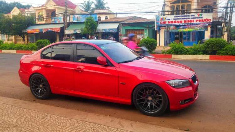 BMW 320i e90 hao xăng: 14-15l/100km đường trường