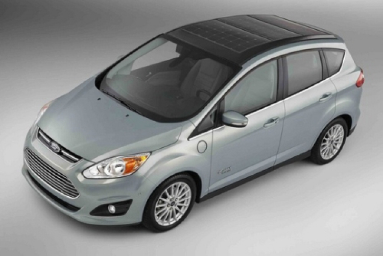 Ford triển lãm C-Max Solar Energi Concept ở CES 2014