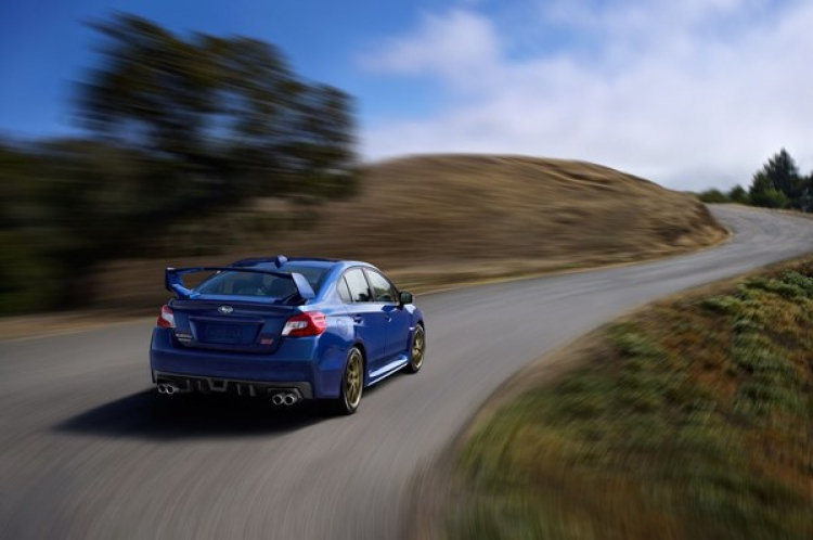 Subaru Impreza WRX STI 2015 lộ ảnh chính thức