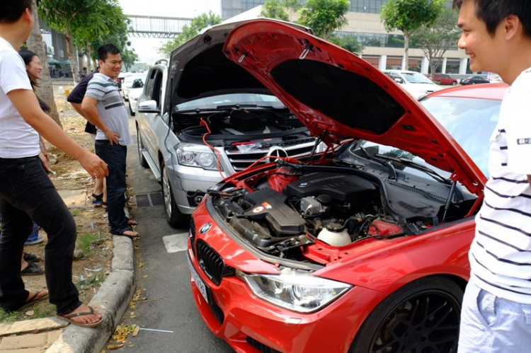 Thanh niên nghiêm túc BFC tham gia cứu hộ Mercedes GLK