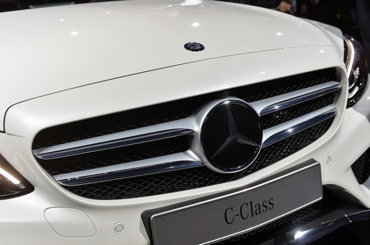 [Video] Ngắm thực tế Mercedes C-Class 2015 lộ diện ở Bắc Mỹ