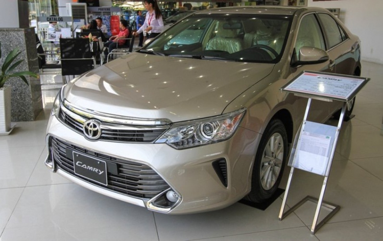 Toyota Camry trở lại Top 10 xe bán chạy nhất Việt Nam tháng 6/2016