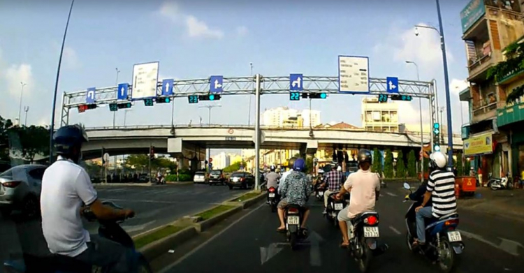 Quay đầu từ lane hỗn hợp VVK Quay đầu từ lane hỗn hợp VVK