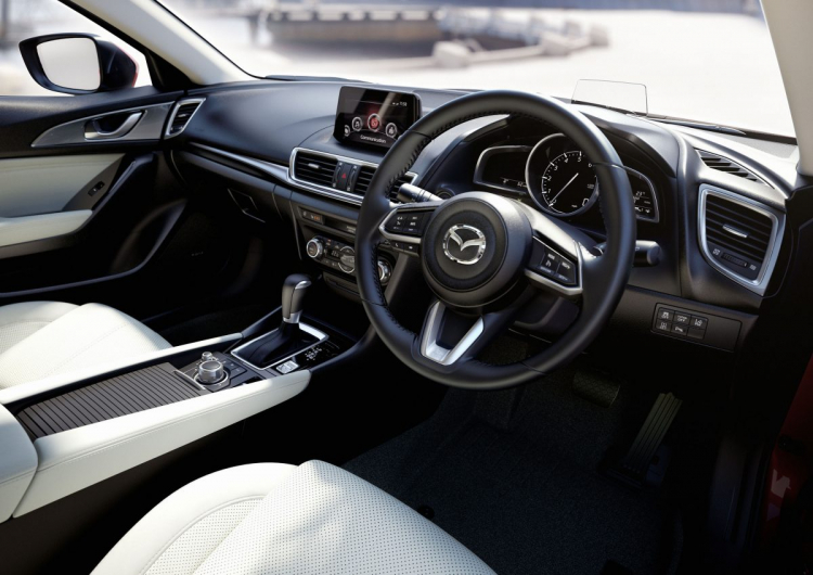 Mazda 3 nâng cấp facelift 2016 chính thức ra mắt Mazda 3 nâng cấp facelift 2016 chính thức ra mắt