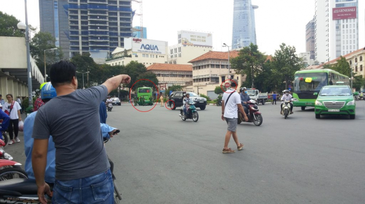 XE BUS CHẠY NGƯỢC CHIỀU GÂY TAI NẠN