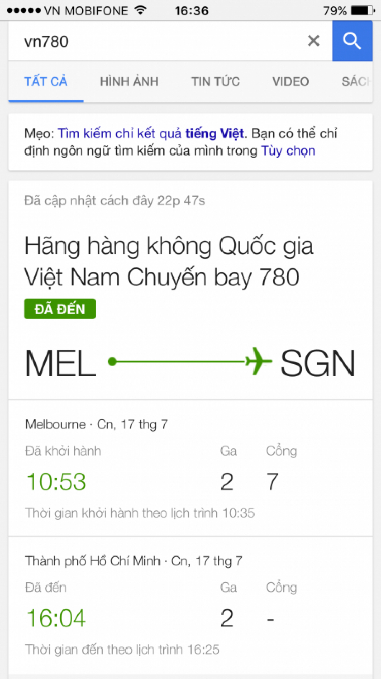 Đón người nhà sân bay TSN