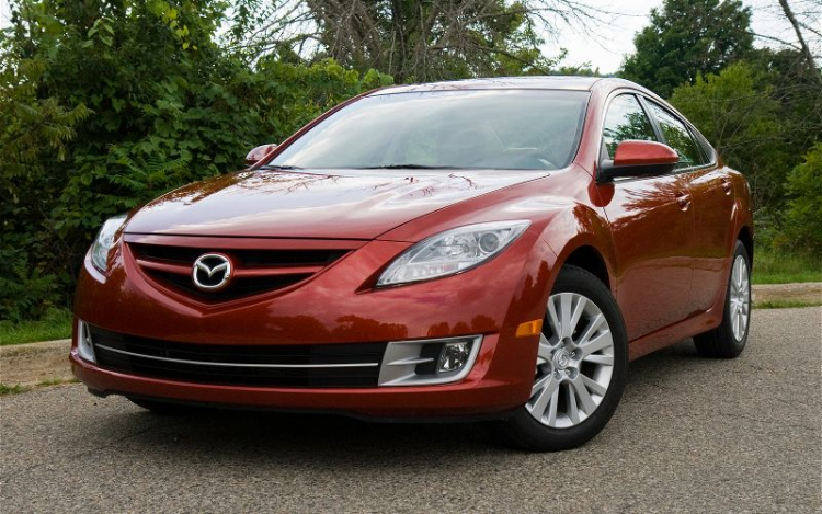 Chọn mazda 6 2011 hay Elantra 2.0 2016 ?