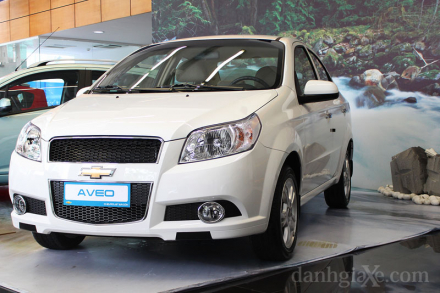 chevrolet-aveo-2013-11.jpg