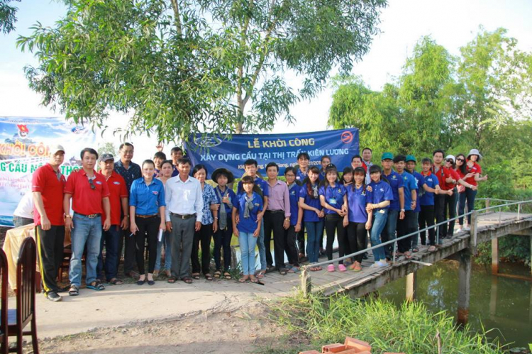 Hình ảnh khởi công xây cầu từ thiện tại Kiên Lương