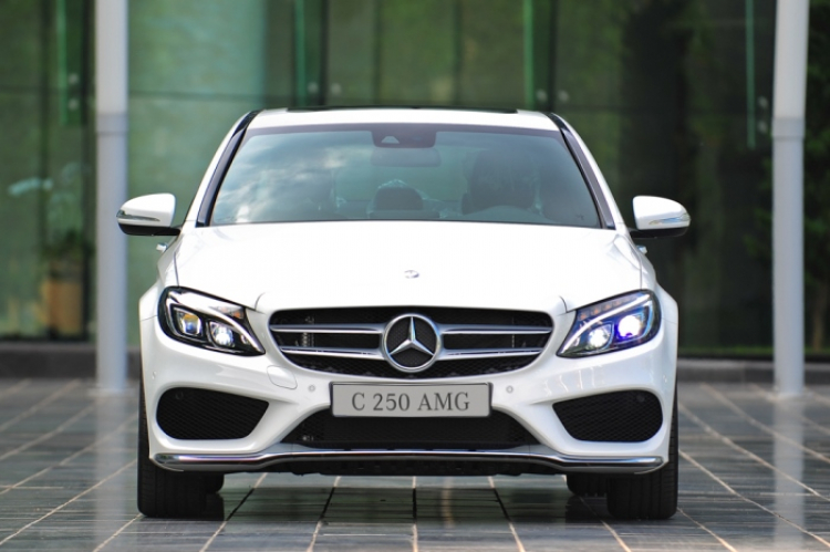 Về C250 AMG