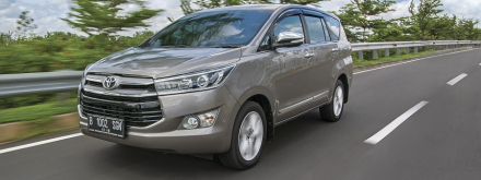 innova-crysta-1.jpg
