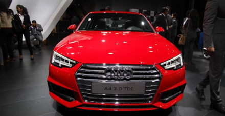 2016-Audi-A4-at-Auto-Expo-2016.jpg