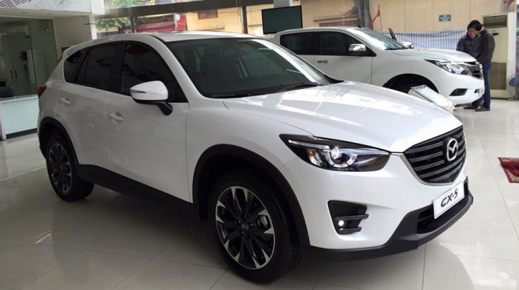 Mazda CX-5 giảm giá gần 100 triệu, quyết tâm hạ gục Honda CR-V