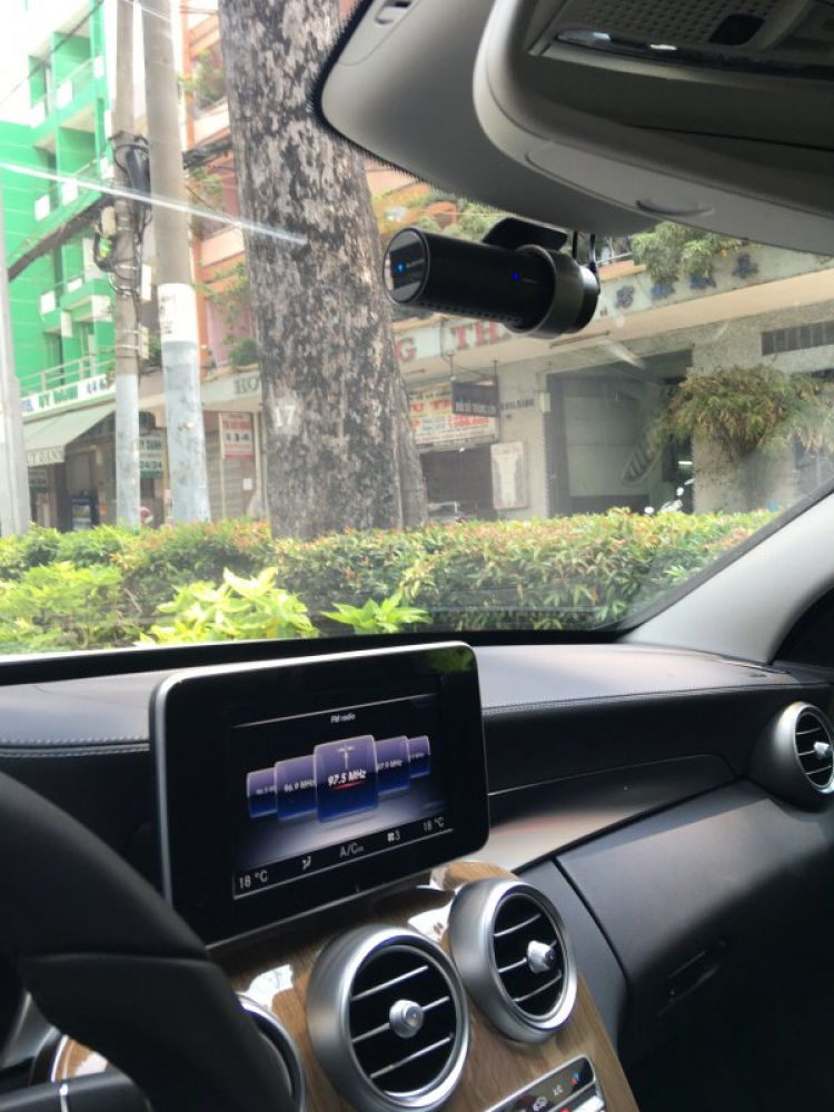 Camera hành trình cho Mercedes C250 2016