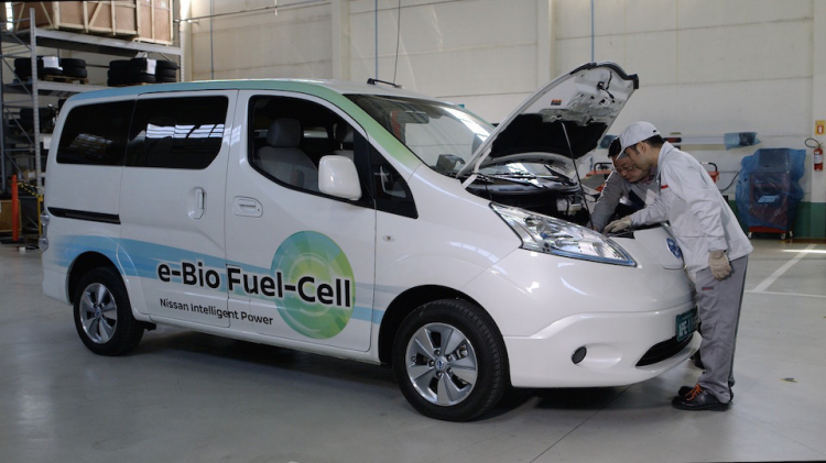 Nissan ra mắt nguyên mẫu “xe pin nhiên liệu cồn”
