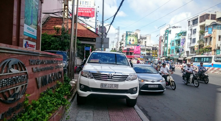 Em  không đứng trên pháp luật !