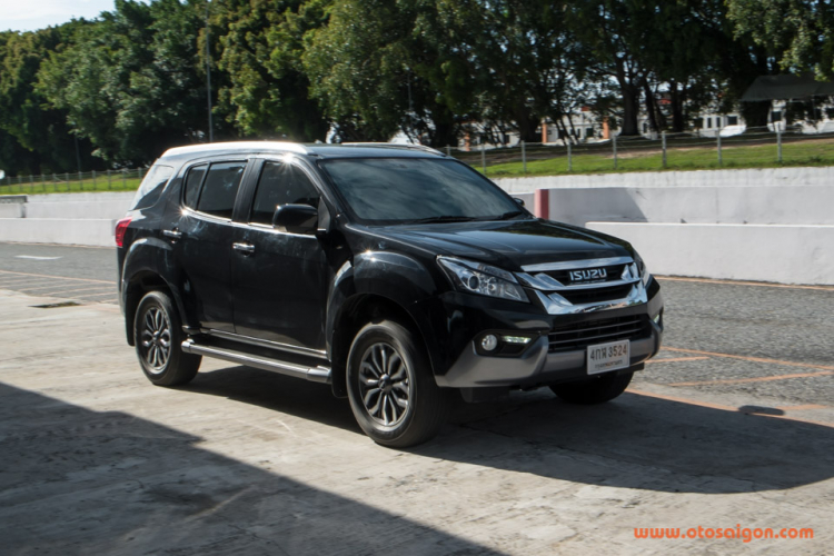 Đánh giá nhanh mu-X trên đất Thái - Xóa tan định kiến Isuzu "công nông"