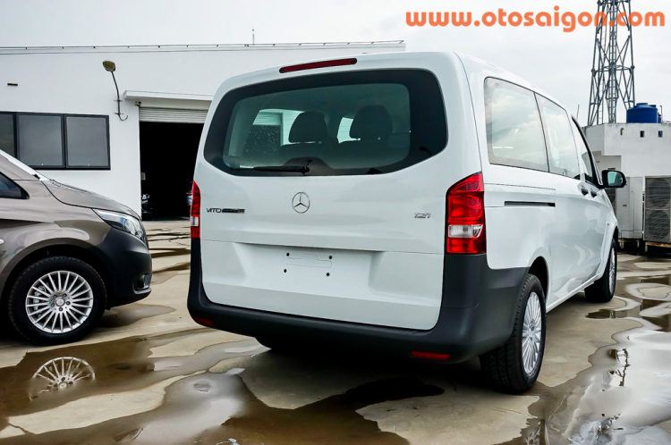 Mercedes Vito 8 chỗ về Việt Nam – giá hơn 1,8 tỷ đồng