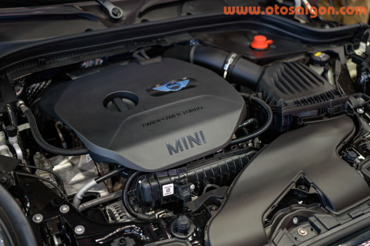 Chỉ hơn 1,2 tỷ đồng để mua xe MINI One mới ra mắt !