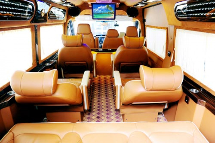 Mercedes Vito 8 chỗ về Việt Nam – giá hơn 1,8 tỷ đồng Mercedes Vito 8 chỗ về Việt Nam – giá hơn 1,8 tỷ đồng
