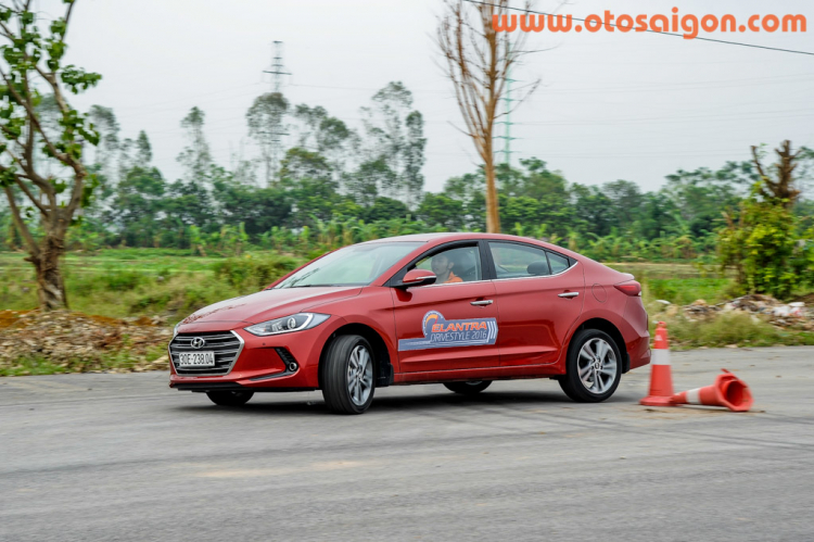 Nhận xét Hyundai Elantra sau 200 km lái thử