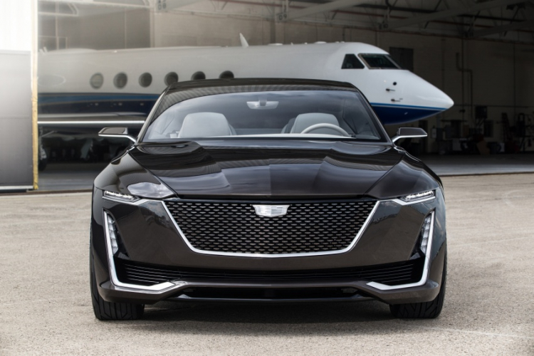 Escala Concept: Sedan hạng sang mang thiết kế tương lai của Cadillac