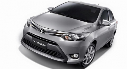2016-Toyota-Vios-front-quarter-launched-in-Thailand.jpg