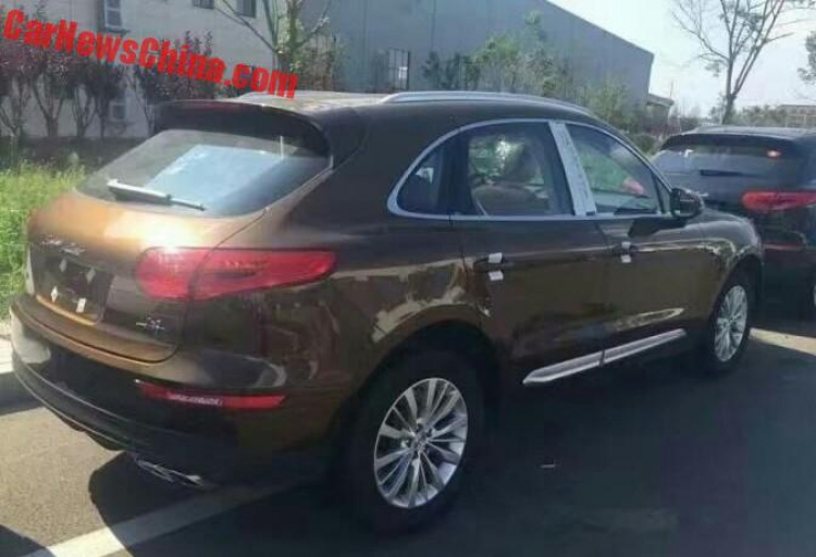 Hàng nhái Porsche Macan giá chỉ 13.000 USD tại Trung Quốc