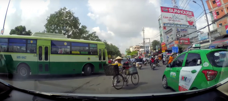 Chậm rãi chân ga cho đời bớt chút nhọc nhằn Chậm rãi chân ga cho đời bớt chút nhọc nhằn