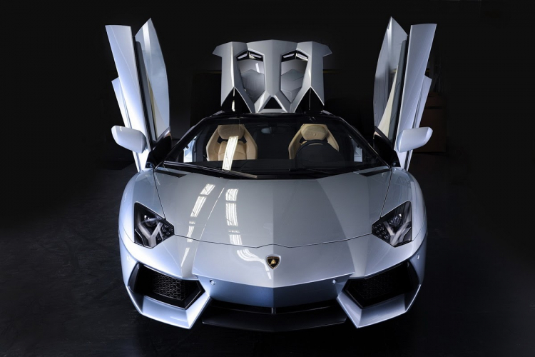 Lamborghini cắt sản xuất còn 3.500 chiếc/năm