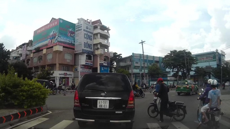 Có phải bất cần đời ?