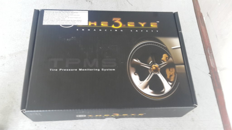Tích hợp dẫn dường với camera lùi và cảm biến áp suất lốp TPMS Tích hợp dẫn dường với camera lùi và cảm biến áp suất lốp TPMS