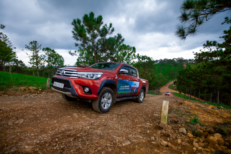 Ảnh hành trình Toyota Hilux chinh phục Tây Nguyên