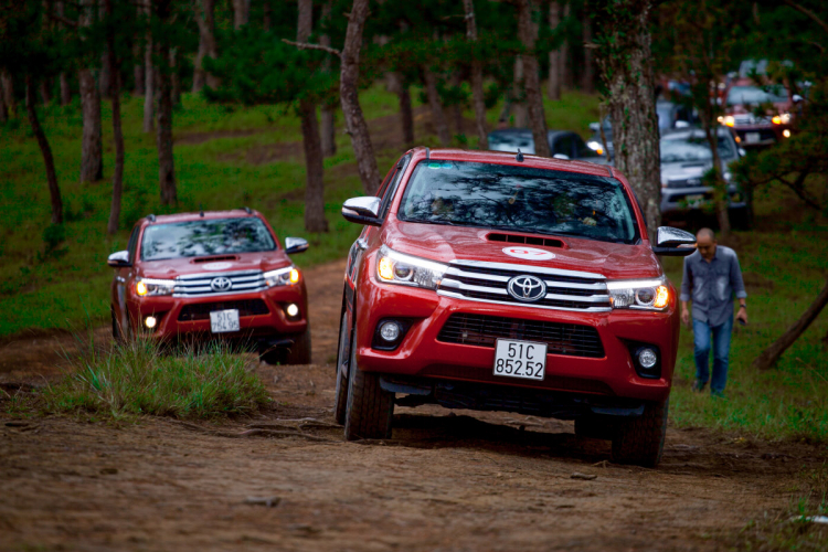 Ảnh hành trình Toyota Hilux chinh phục Tây Nguyên