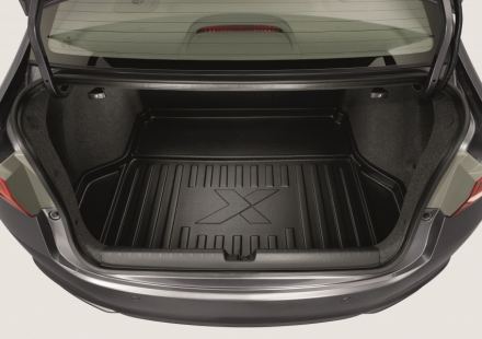 Honda-City-X-Honda-Jazz-X-limited-editions-boot-tray-launched.jpg