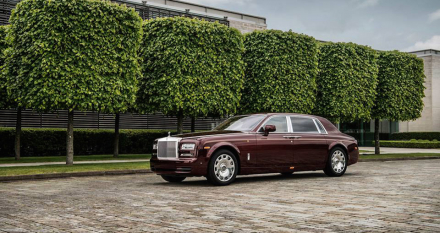 Rolls-Royce-Phantom-Hoa-binh-Vinh-quang (1).jpg