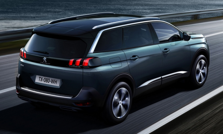 Peugeot 5008 2017 xuất hiện, biến thành SUV