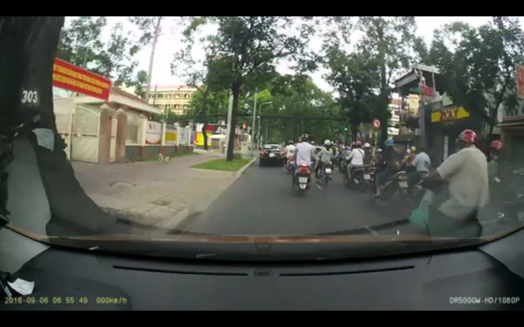 Vội vàng chi anh City